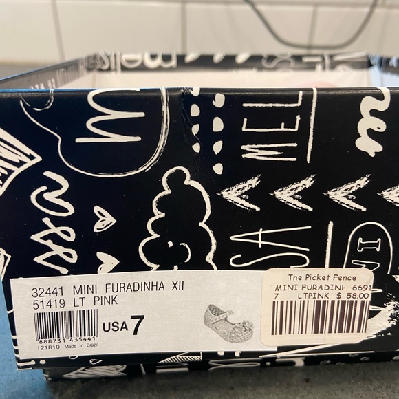 SOLD 🌸Mini Melissa Sandals - Picture 6 of 6